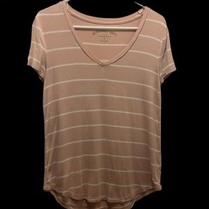 Aero V-Neck T-Shirt - super soft! Size small.